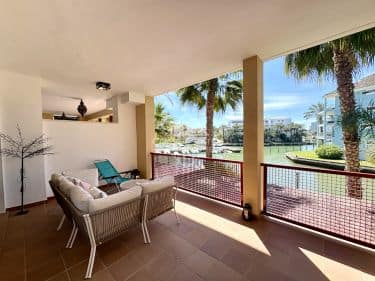 Charmante 2-Zimmer-Wohnung im Herzen von Sotogrande mit herrlichem Blick auf die Marina